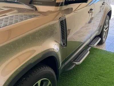 2023 لاند روفر ديفيندر 110