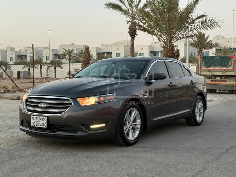 2018 فورد توروس اس اي ال