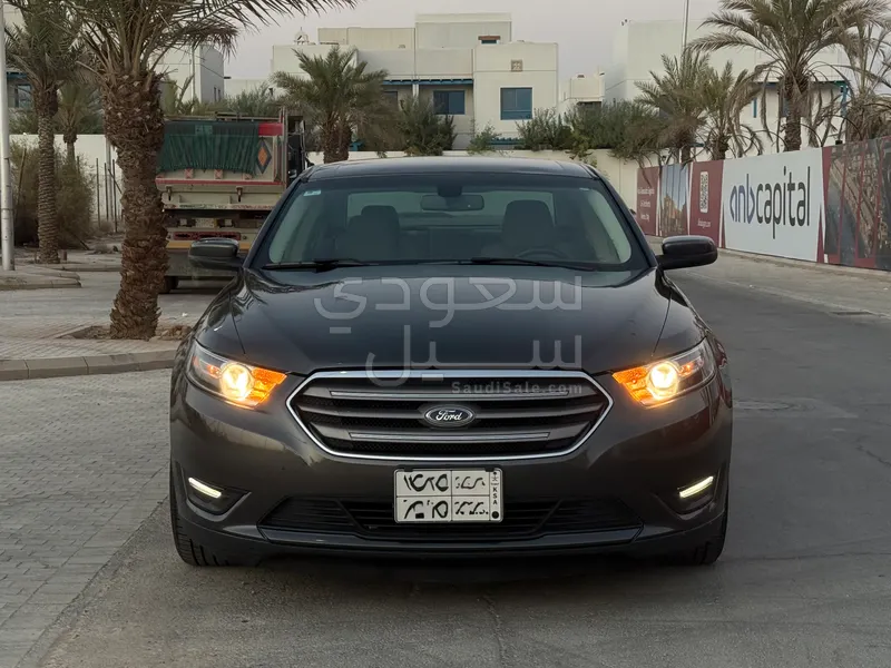 2018 فورد توروس اس اي ال