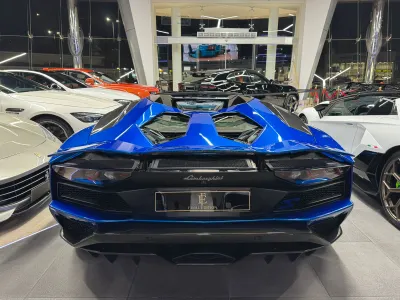 2019 لمبرجيني افنتادور اس