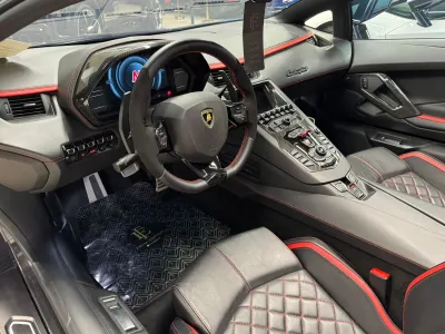 2019 لمبرجيني افنتادور اس