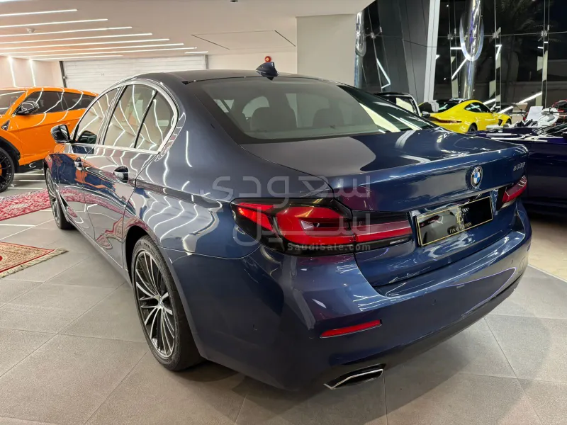 2023 بي ام دبليو الفئة الخامسة 520 أي