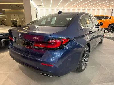 2023 بي ام دبليو الفئة الخامسة 520 أي