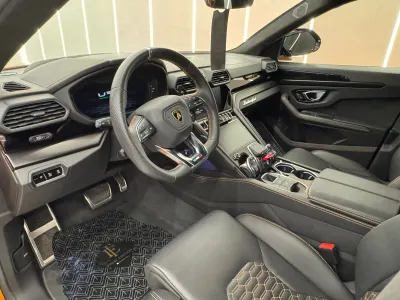 2022 لمبرجيني اوروس