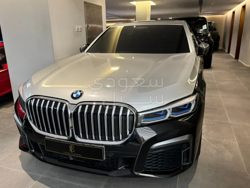 2020 بي ام دبليو الفئة السابعة 760 إل أي