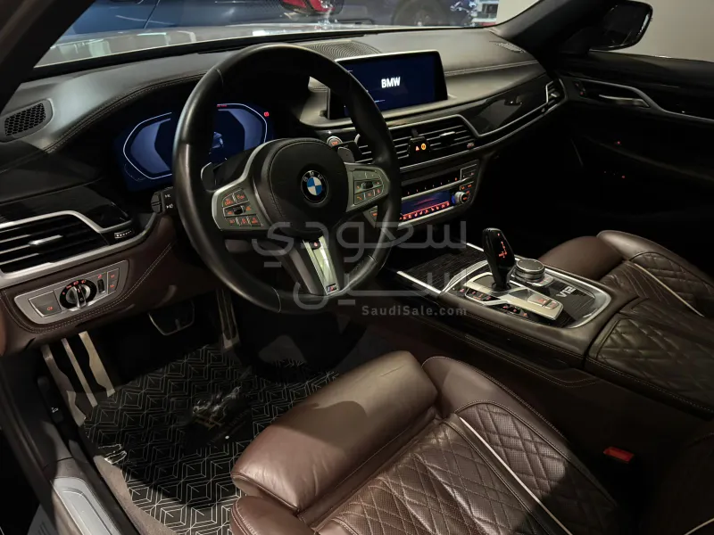 2020 بي ام دبليو الفئة السابعة 760 إل أي