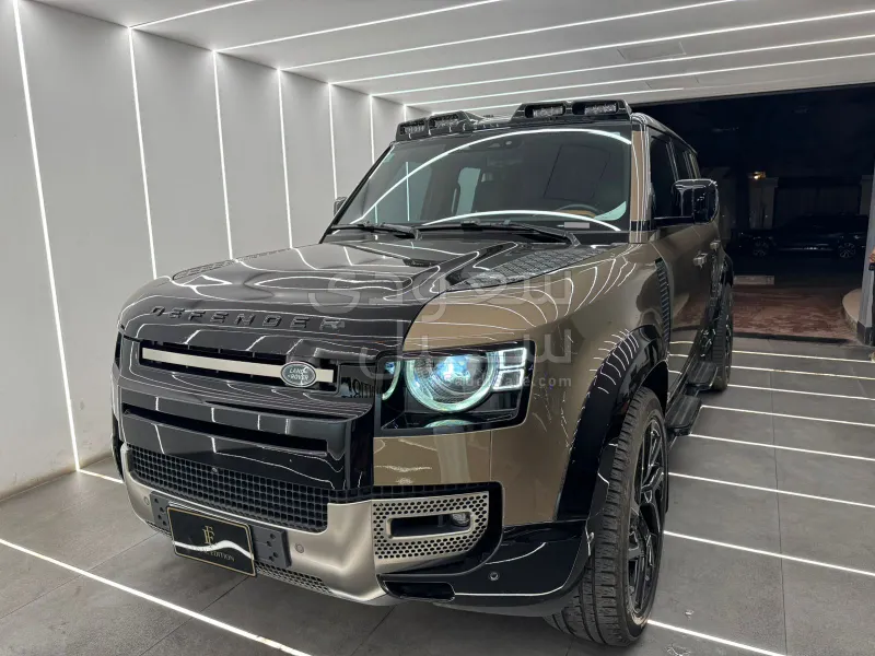 2021 لاند روفر ديفيندر