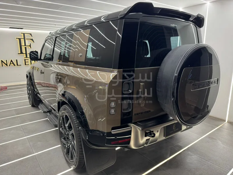 2021 لاند روفر ديفيندر