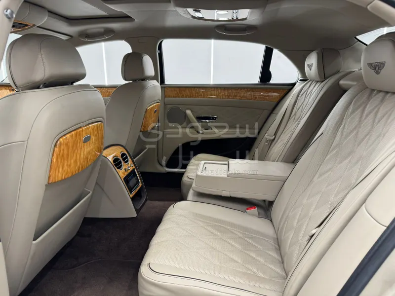 2014 بنتلي كونتيننتل فلاينج سبير