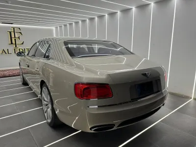 2014 بنتلي كونتيننتل فلاينج سبير