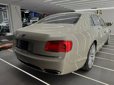 2014 بنتلي كونتيننتل فلاينج سبير