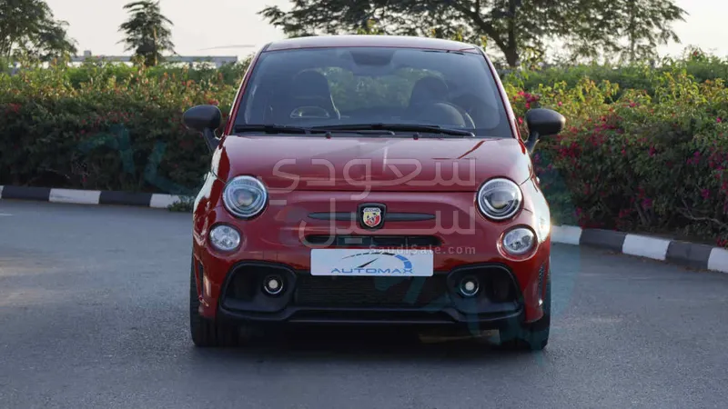 2024 فيات ابارث 695 توريزمو