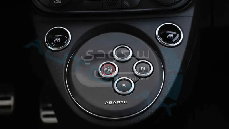 2024 فيات ابارث 695 توريزمو