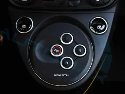 2024 فيات ابارث 695 70 انيفرساريو