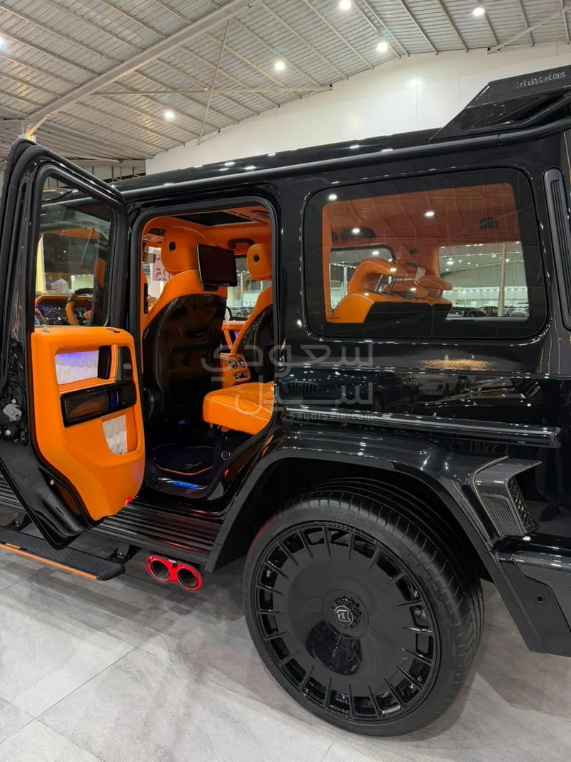 2025 مرسيدس - بنز جي برابوس 800