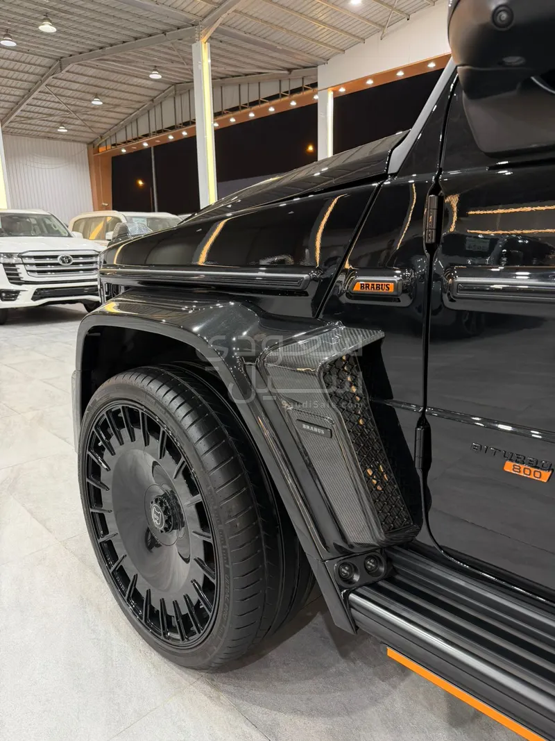 2025 مرسيدس - بنز جي برابوس 800