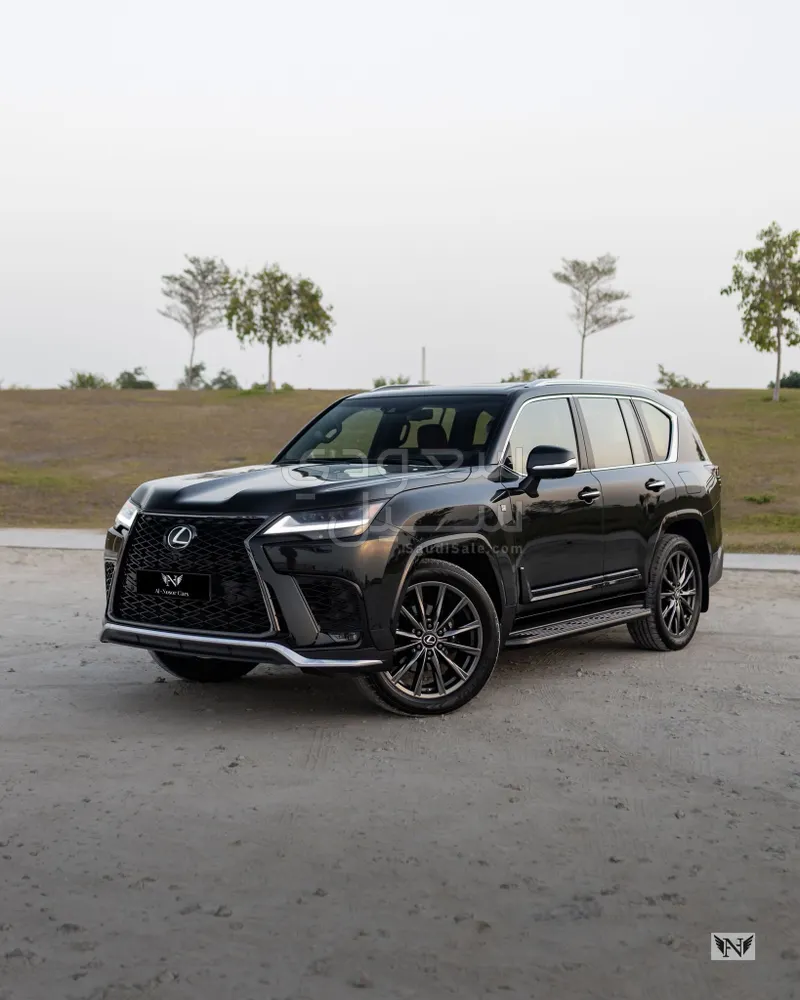 2023 لكزس إل إكس 600 إف