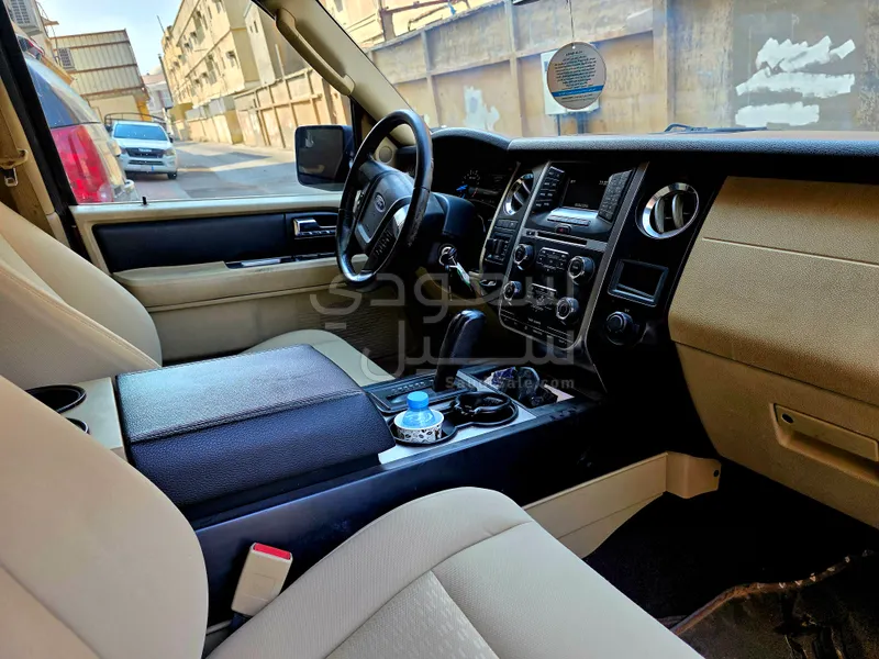 2016 فورد اكسبيديشن