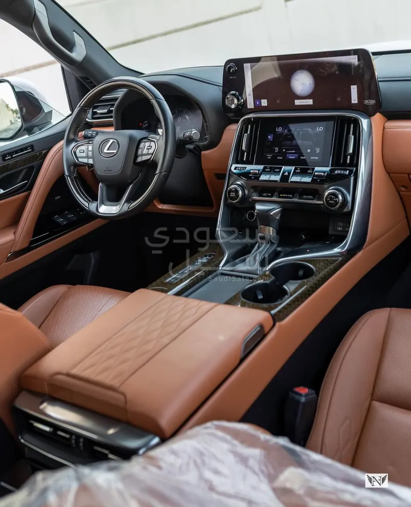 2022 لكزس إل إكس 600 vip بلاك بكج