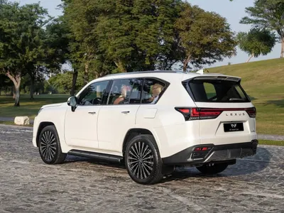 2022 لكزس إل إكس 600 vip بلاك بكج