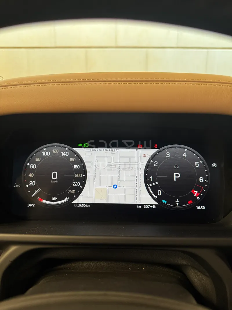 2025 لاند روفر ديفيندر اكس 110