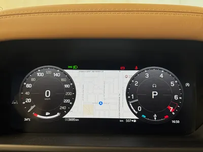 2025 لاند روفر ديفيندر اكس 110