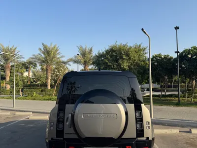 2025 لاند روفر ديفيندر اكس 110