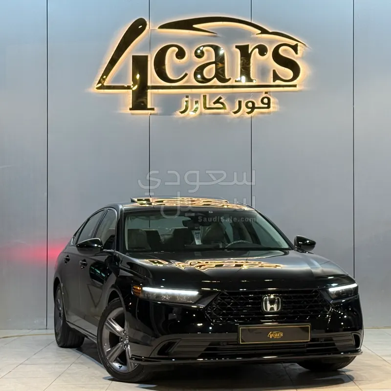 2025 هوندا اكورد إي إكس أي - بي