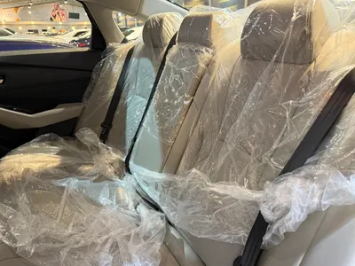 2025 هوندا اكورد إي إكس أي - بي