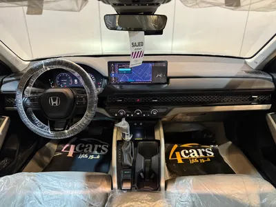 2025 هوندا اكورد إي إكس أي - بي