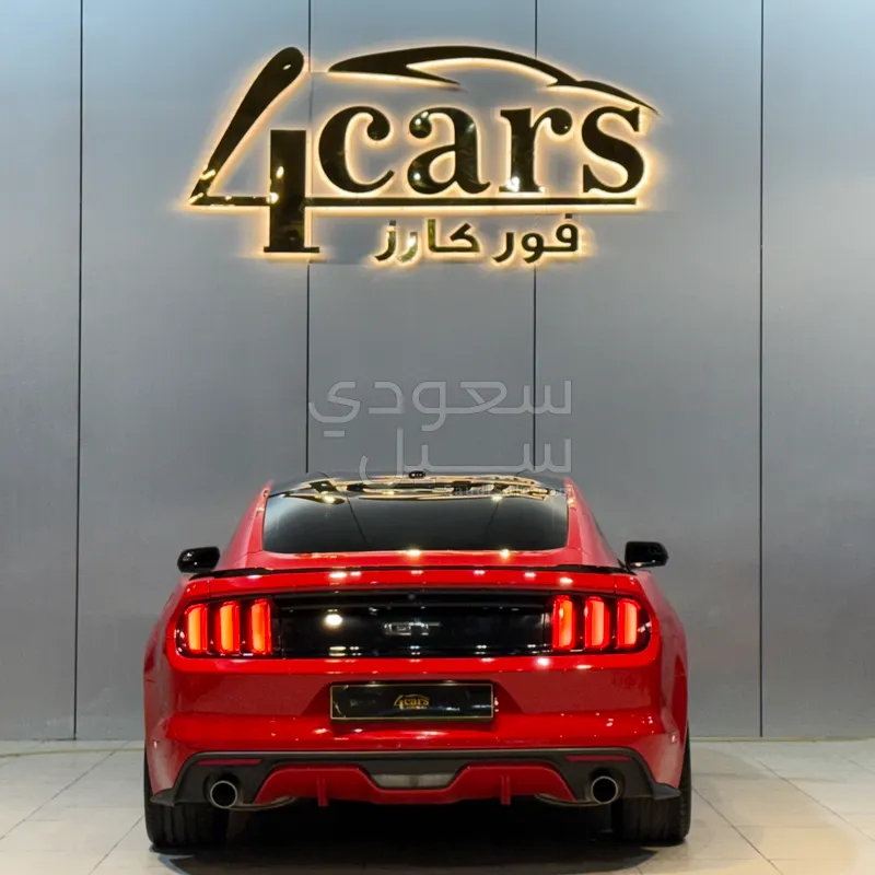 2017 فورد موستانغ جي تي