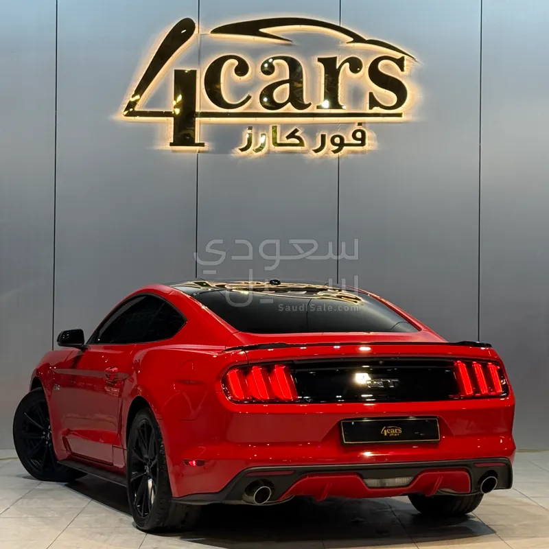 2017 فورد موستانغ جي تي