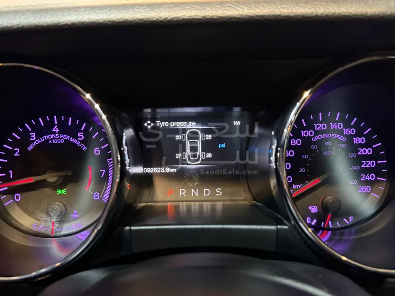 2017 فورد موستانغ جي تي