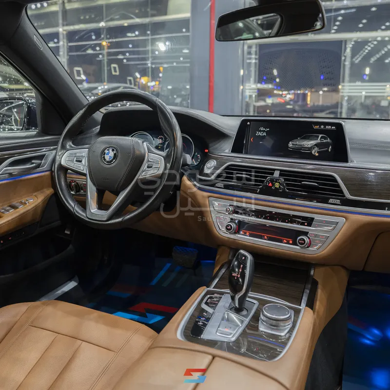 2019 بي ام دبليو الفئة السابعة 730 إل أي