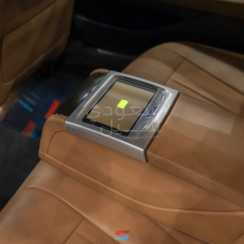 2019 بي ام دبليو الفئة السابعة 730 إل أي