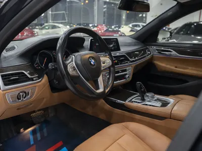 2019 بي ام دبليو الفئة السابعة 730 إل أي