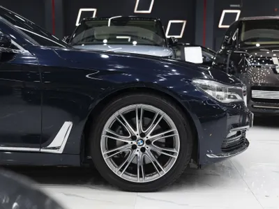 2019 بي ام دبليو الفئة السابعة 730 إل أي