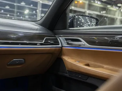 2019 بي ام دبليو الفئة السابعة 730 إل أي