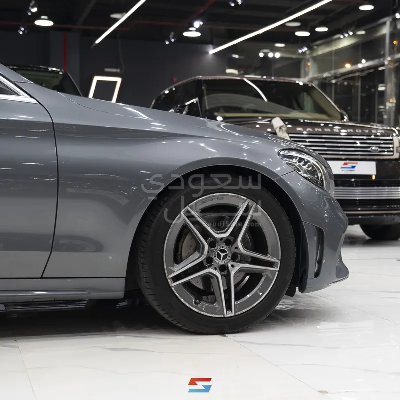 2019 مرسيدس - بنز سي 200