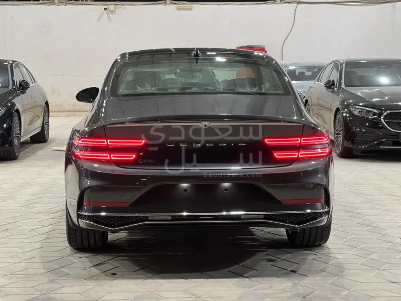 2026 جينيسيس جي 80