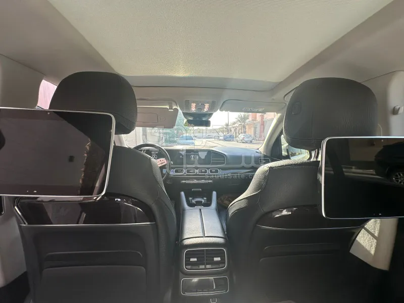 2021 مرسيدس - بنز جي إل إس 450