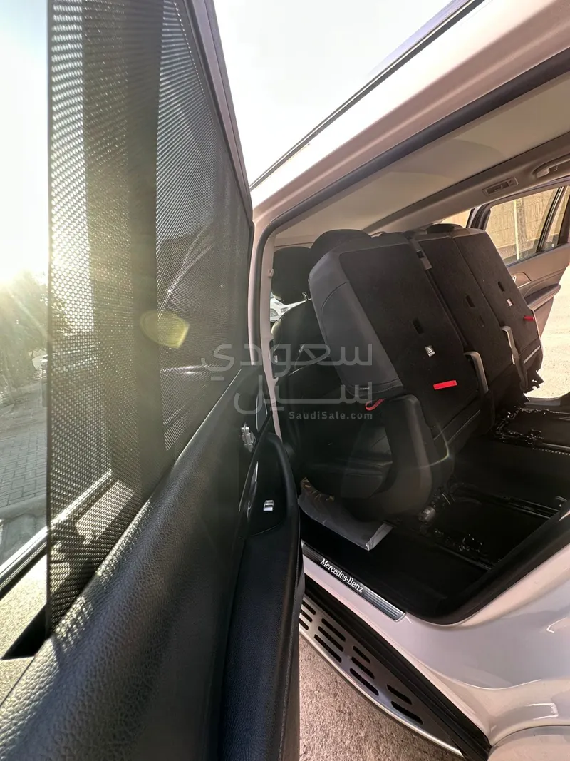 2021 مرسيدس - بنز جي إل إس 450