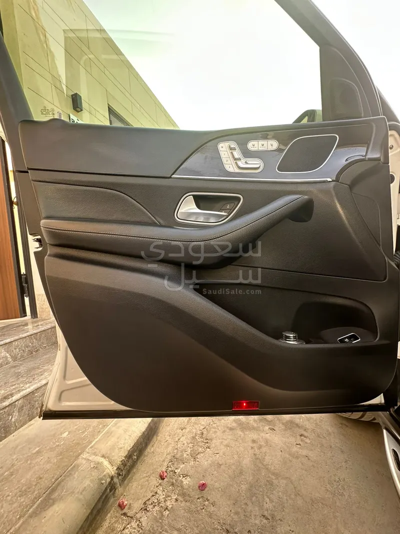 2021 مرسيدس - بنز جي إل إس 450