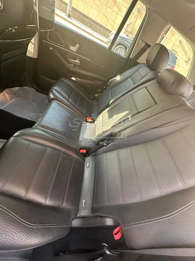 2021 مرسيدس - بنز جي إل إس 450