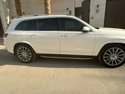 2021 مرسيدس - بنز جي إل إس 450