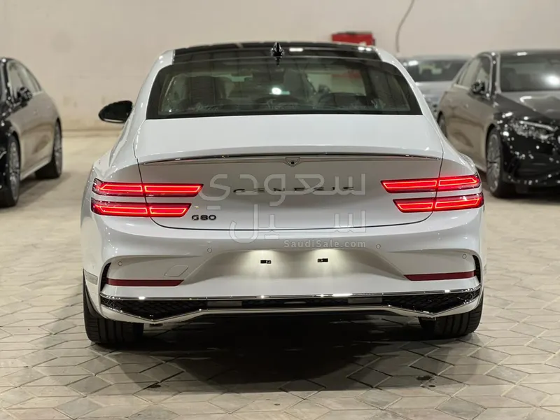 2026 جينيسيس جي 80