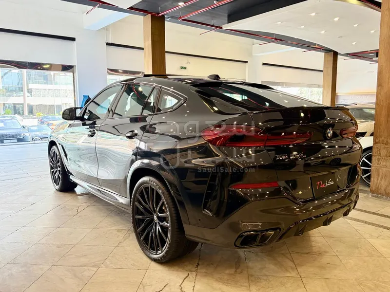 2024 بي ام دبليو الفئة اكس 6 إم كت