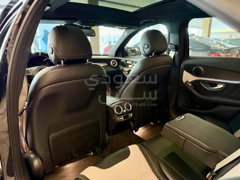 2017 مرسيدس - بنز سي 63 أي إم جي