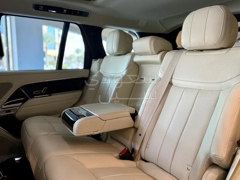 2023 لاند روفر رينج روفر اتش اس اي