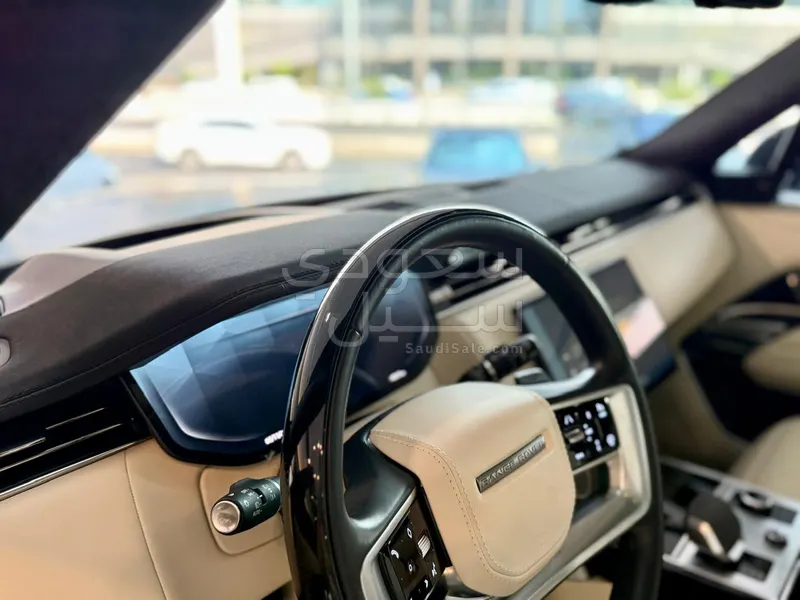 2023 لاند روفر رينج روفر اتش اس اي